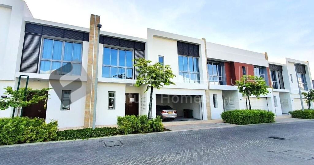 Villa for sale in Al Mouj