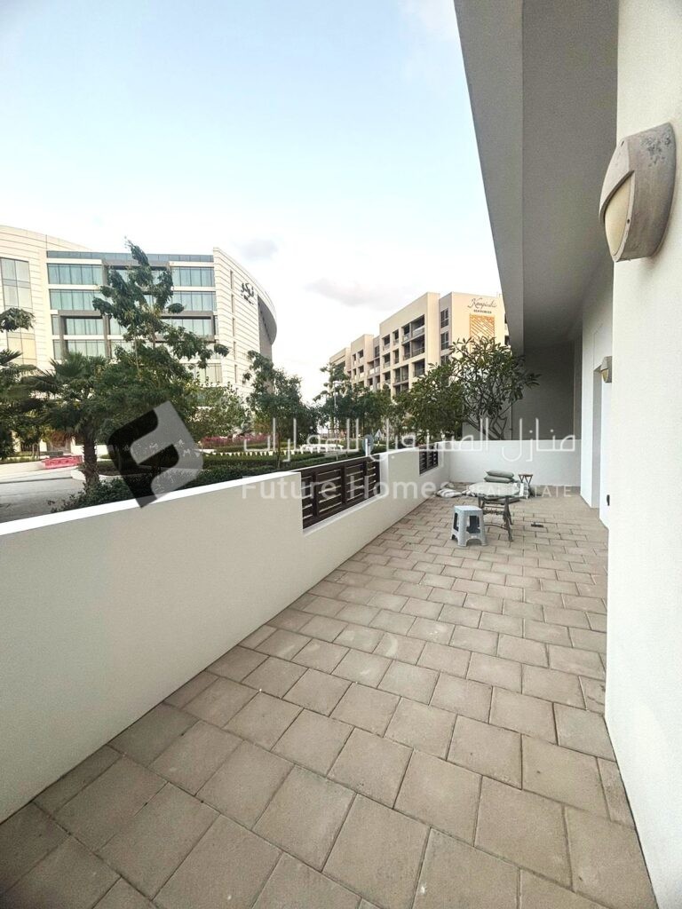 Balcony outside view 3